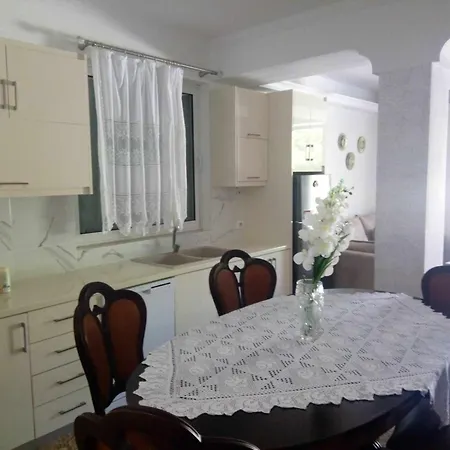 Ajlins Holidays Hause Vakantiehuis Delvine